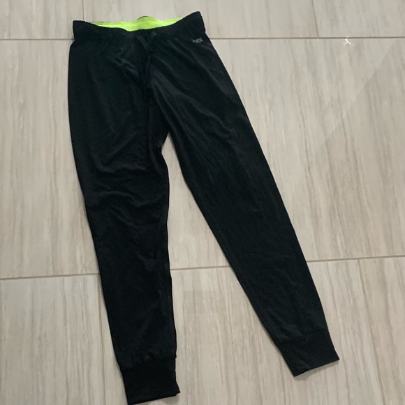 VICTORIA SECRET PINK JOGGERS ULTIMATE ‼️ - Picture 3 of 3